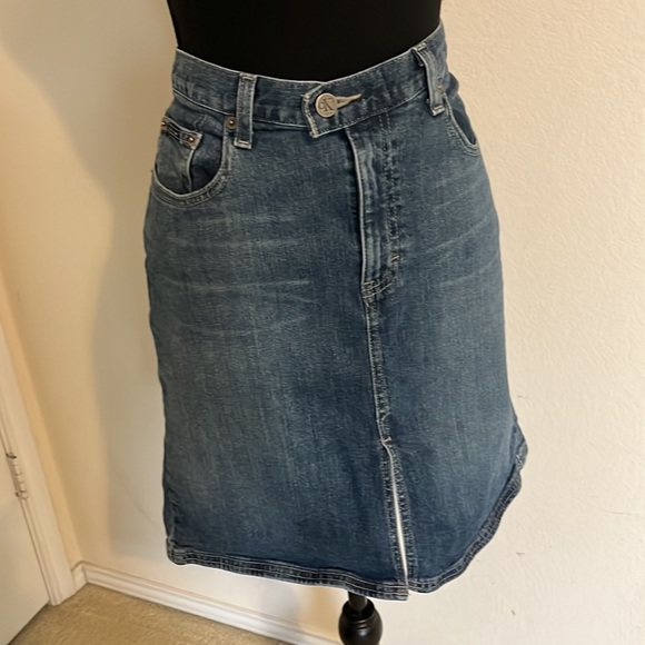 Calvin Klein blue jean skirt - Picture 2 of 8